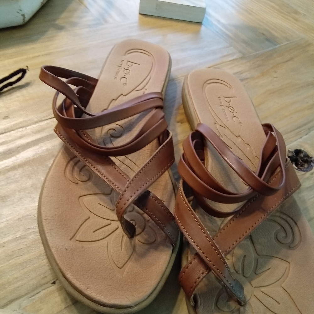 b.o.c. Born Concept Alisha Women's Brown Sandals Size 11